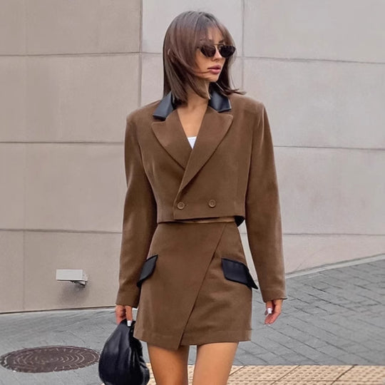 Damen modisches Blazer-Kleid mit eleganten Taschen und tailliertem Schnitt EB