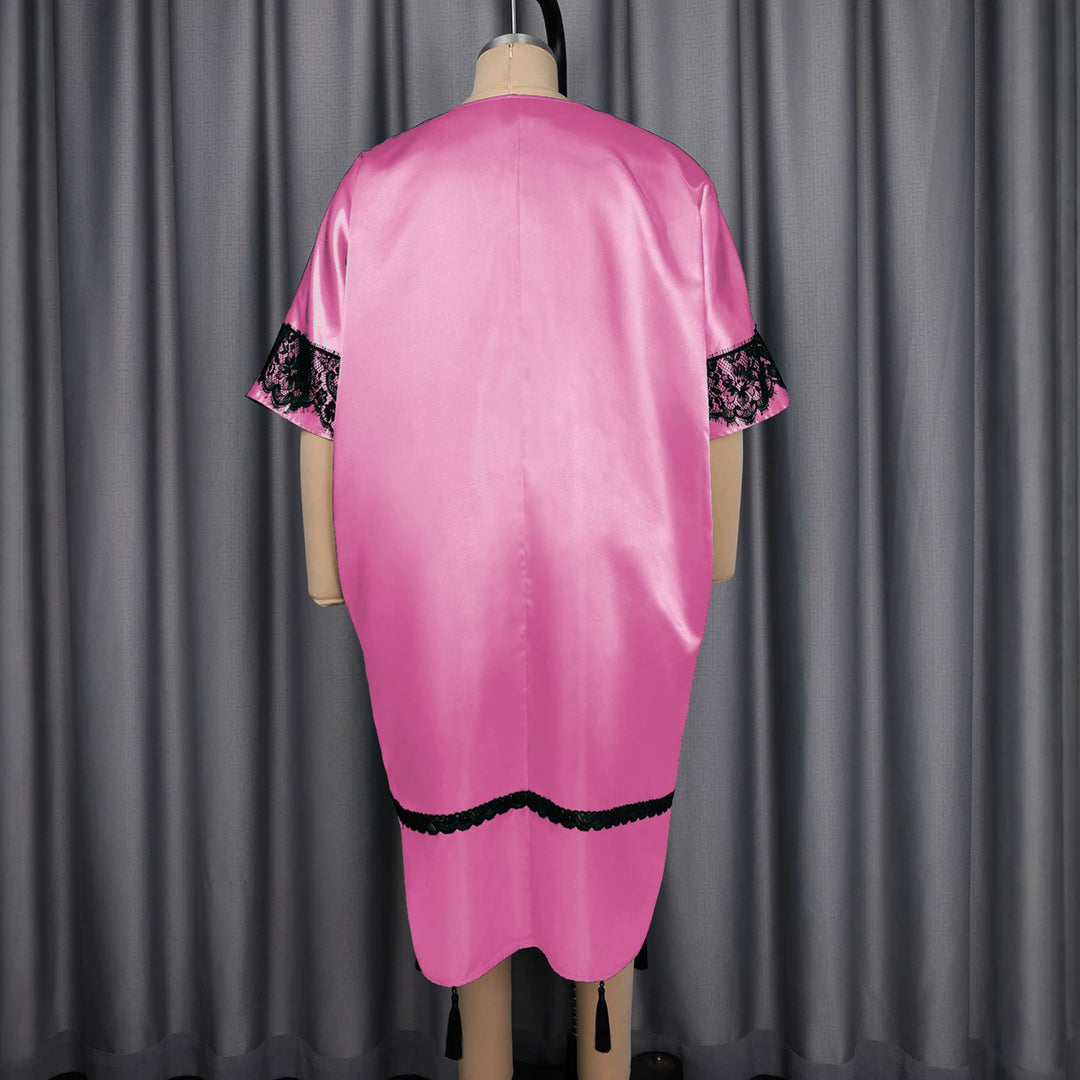 Damen elegantes Kaftankleid mit raffinierten Spitzenärmel und dekorativen Quasten EB