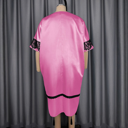 Damen elegantes Kaftankleid mit raffinierten Spitzenärmel und dekorativen Quasten EB