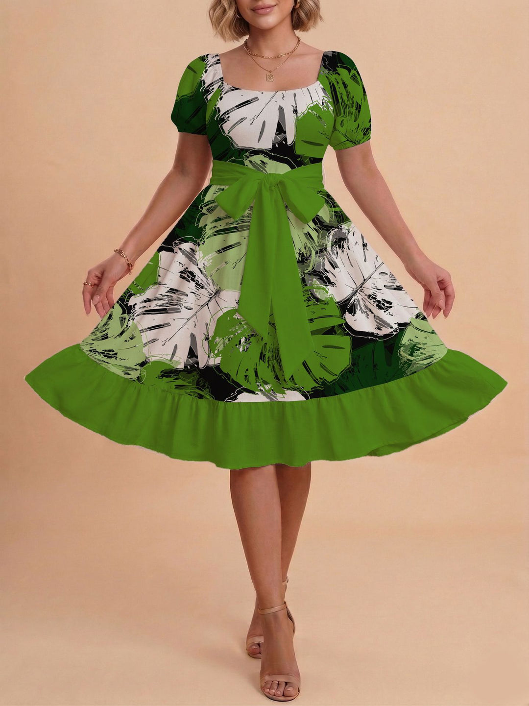 Damen Verspieltes Maxikleid mit Bärenmuster und taillierbarem Band EB