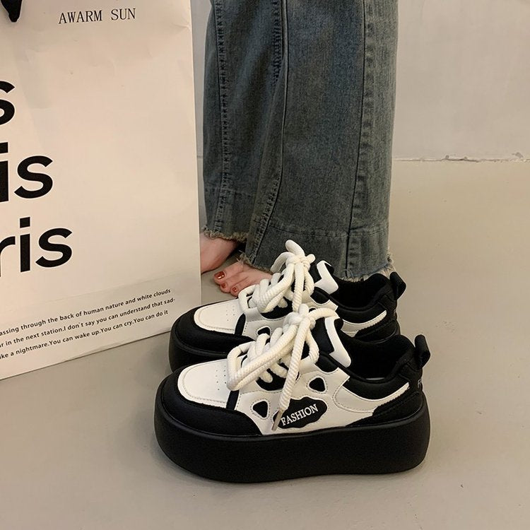 Damen modische Plateau-Sneaker mit glänzender Oberfläche und rutschfester Sohle EB