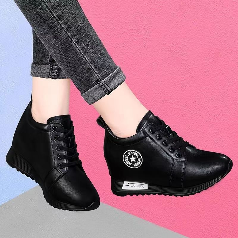 Damen Wedge-Sneaker mit modischem Design von EB