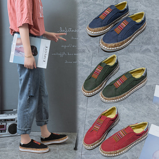 Damen Slip-On Sneakers mit perforiertem Obermaterial und dekorativem Korkrand EB