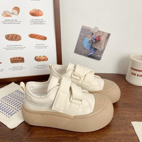 Damen Sneaker mit verstellbarem Klettverschluss und dämpfender Sohle EB