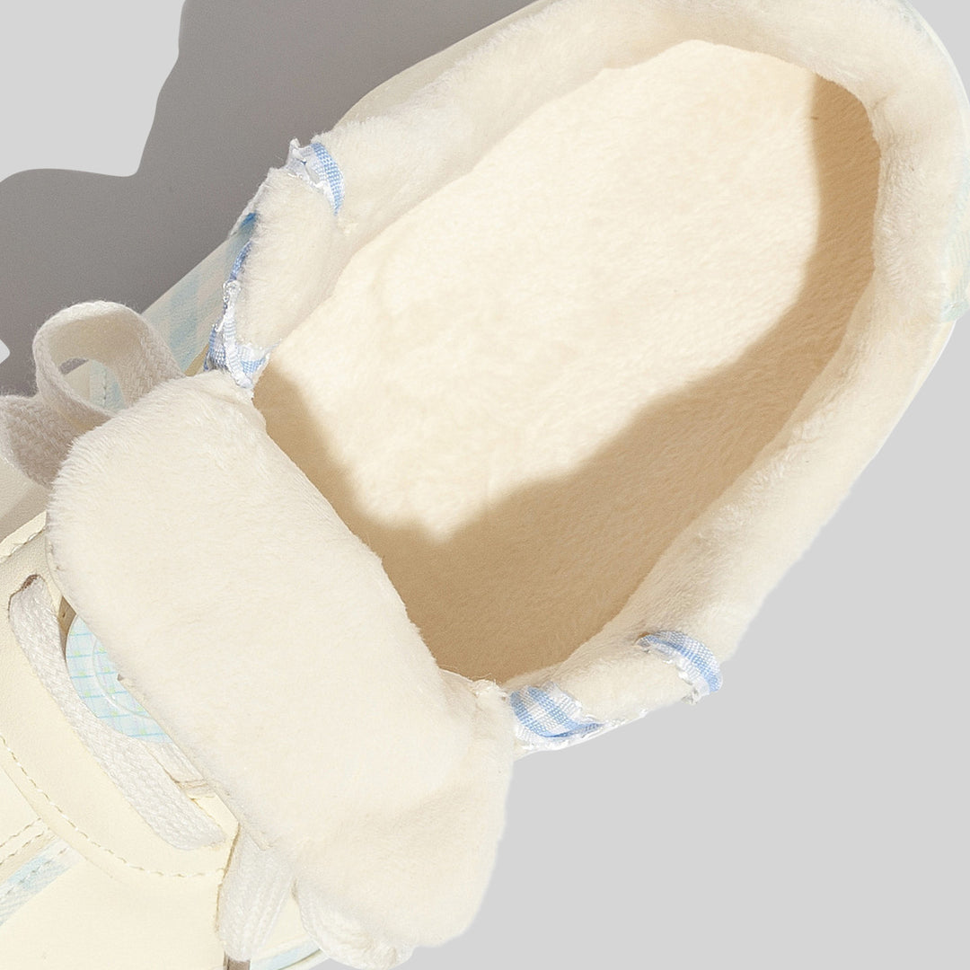 Damen Komfortable Sneaker mit kuscheligem Innenschuh und verspieltem Design EB