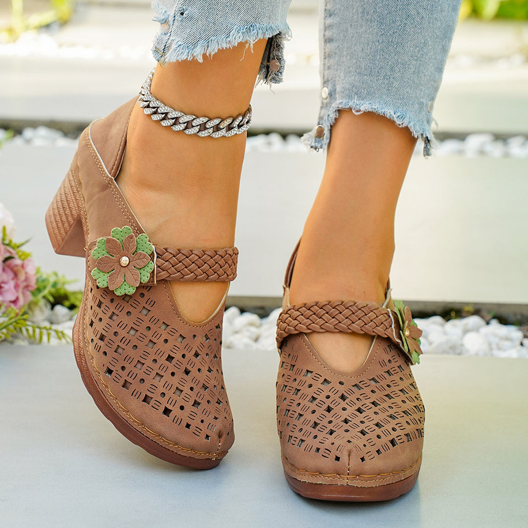 Damen elegante Pantoletten mit floralem Dekor und geflochtenem Riemen EB