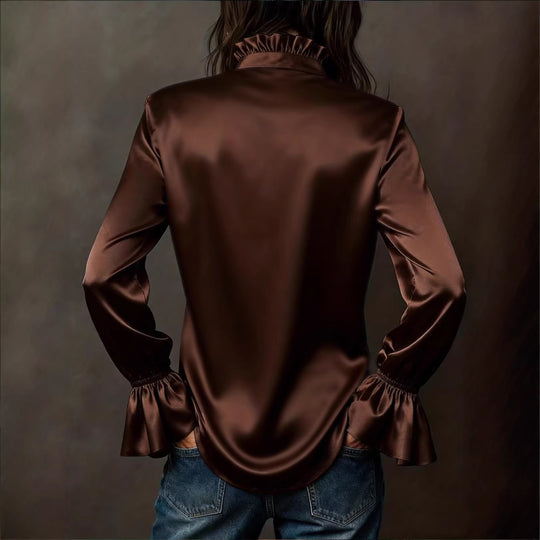 Damen Seidenglänzende Satinbluse mit Stehkragen, Knopfleiste und Volantärmel EB