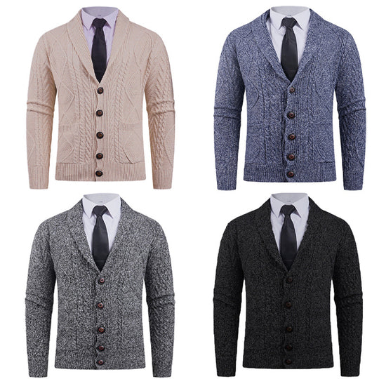 Herren nan Strickcardigan mit Schalkragen, Zopfmuster, aufgesetzten Taschen und Knopfleiste EB
