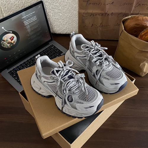 Damen Sportliche Lauf Sneakers mit atmungsaktiver Mesh-Oberfläche und robustem Sohlenprofil EB