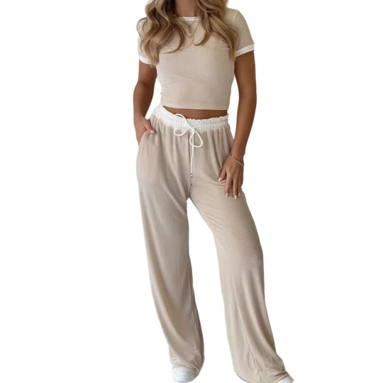 Damen lässiges zwei-teiliges Freizeit-Set mit cropped T-Shirt und weiten Hose EB