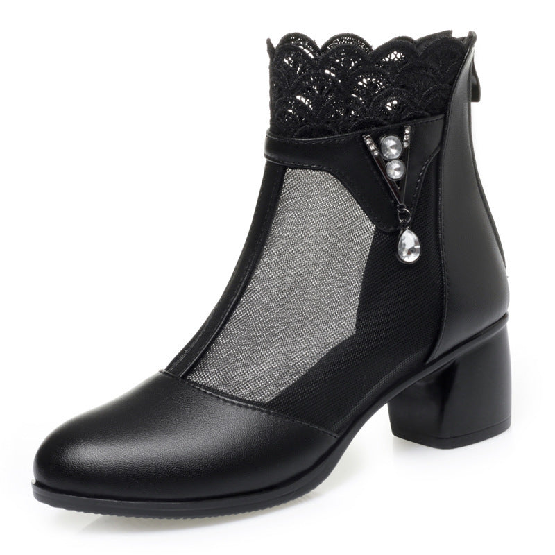 Damen Atmungsaktive Stiefeletten mit filigranem Spitzenbesatz EB