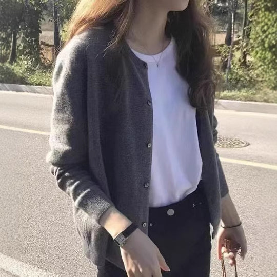 Damen kuschelige Strickjacke mit feiner Textur und Knöpfen EB