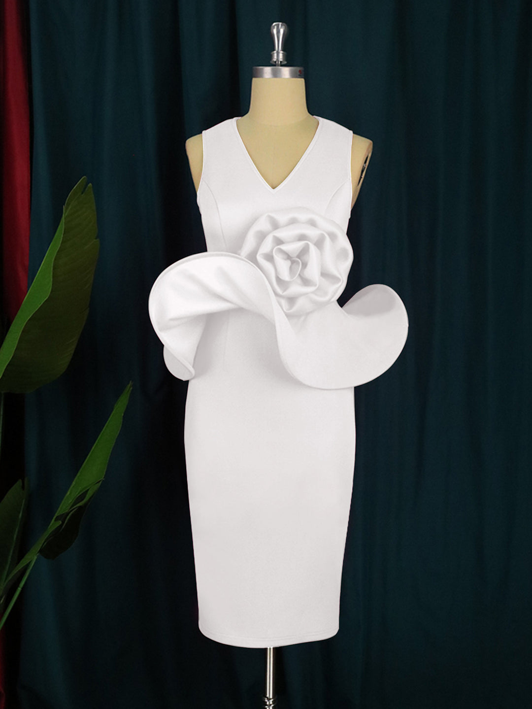 Damen Etuikleid mit einzigartiger Blumenapplikation EB