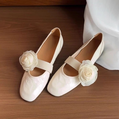 Damen Ballerina-Schuhe mit floralem Applikationsdesign und verstellbarem Riemen EB