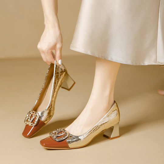 Damen elegante Pumps mit funkelndem Schmuckdetail und quadratischem Absatz EB