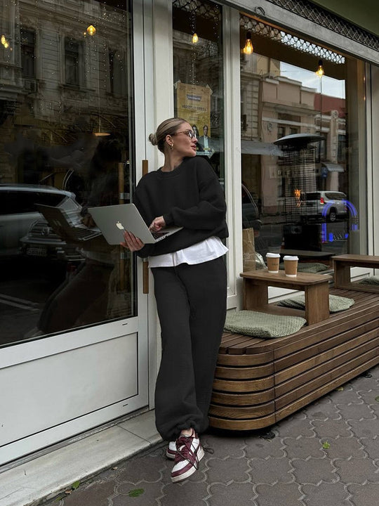 Damen lässiges Sweatshirt und weite Jogginghose Set EB