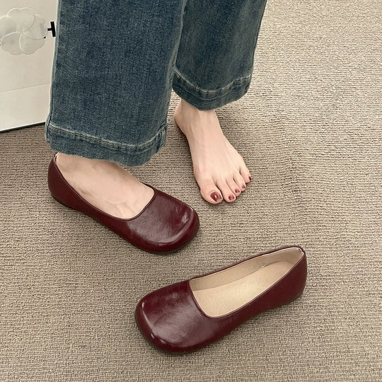 Damen Komfortable Ballerinas mit elegantem, glänzendem Obermaterial EB