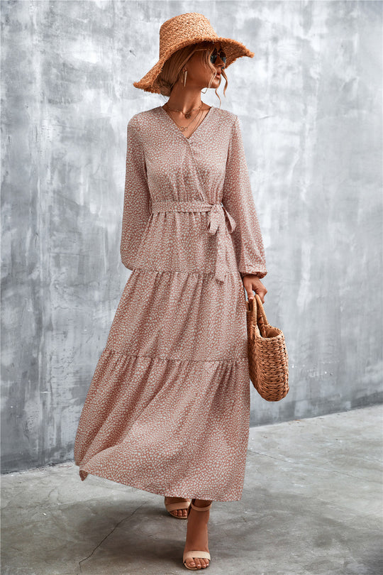 Damen Maxikleid mit tailliertem Design und langen Ärmeln EB
