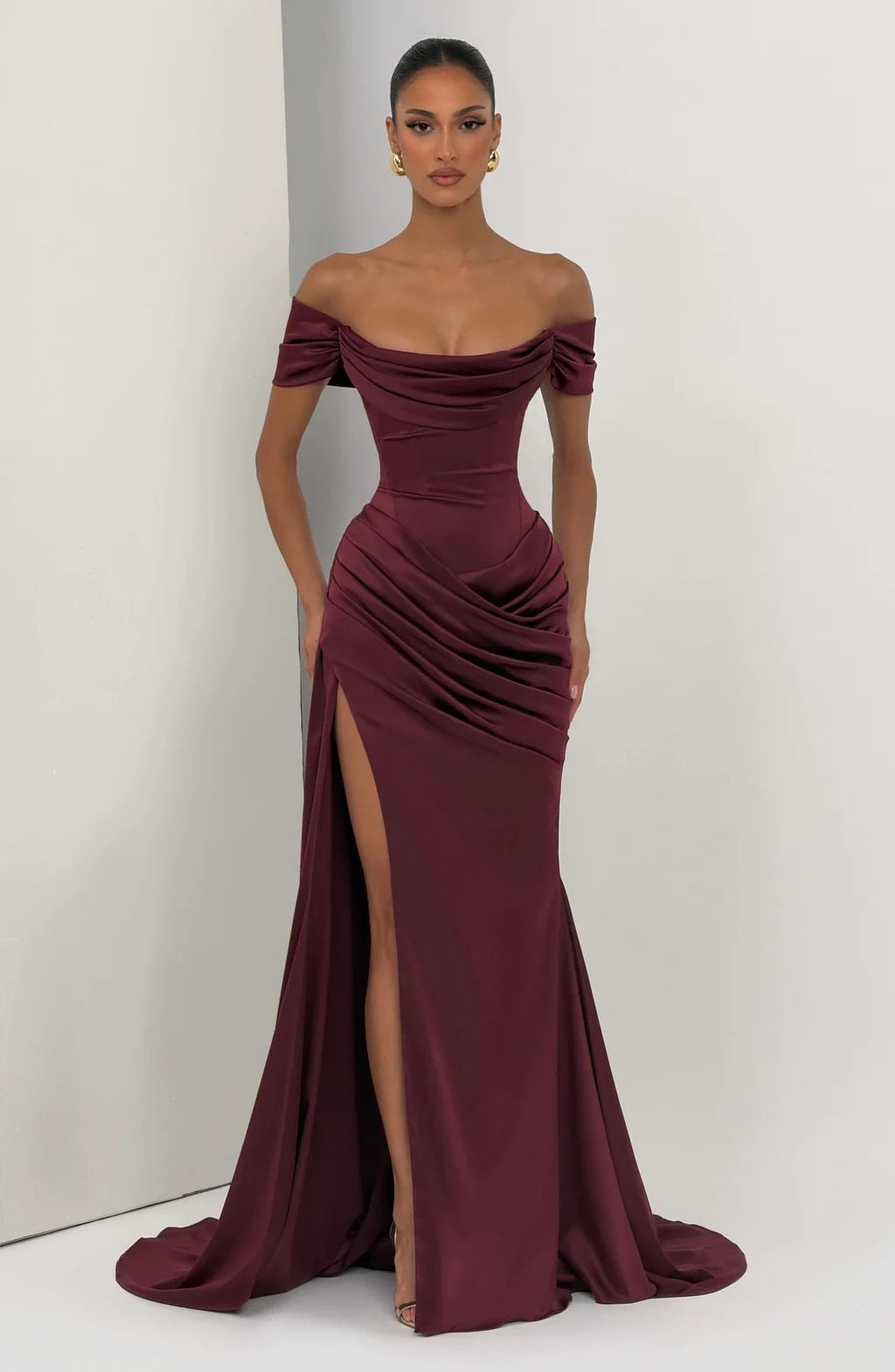 Damen Elegantes Off-Shoulder-Maxikleid mit seitlichem Schlitz EB