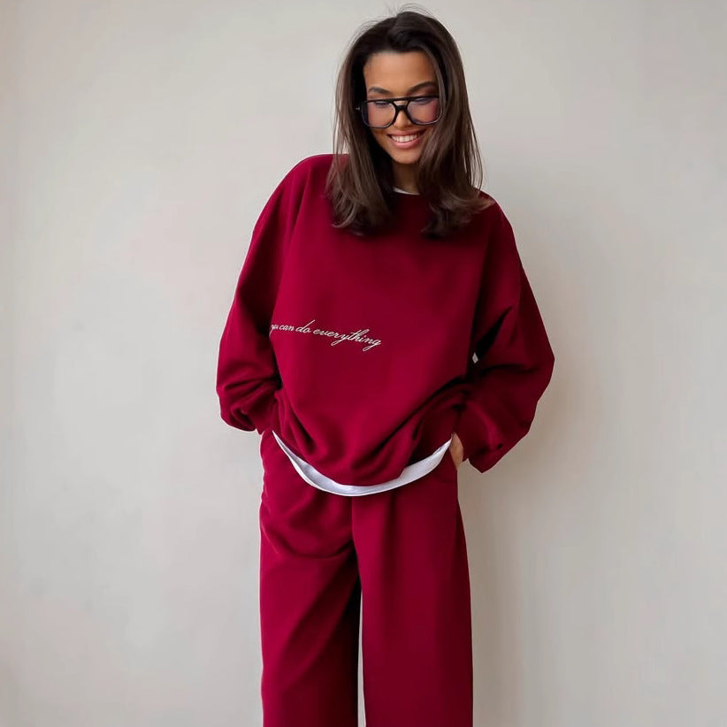 Damen lässiges Lounge-Set aus French-Terry mit oversized Cropped-Sweatshirt und hoher Taillen-Jogginghose Eichborn Berlin