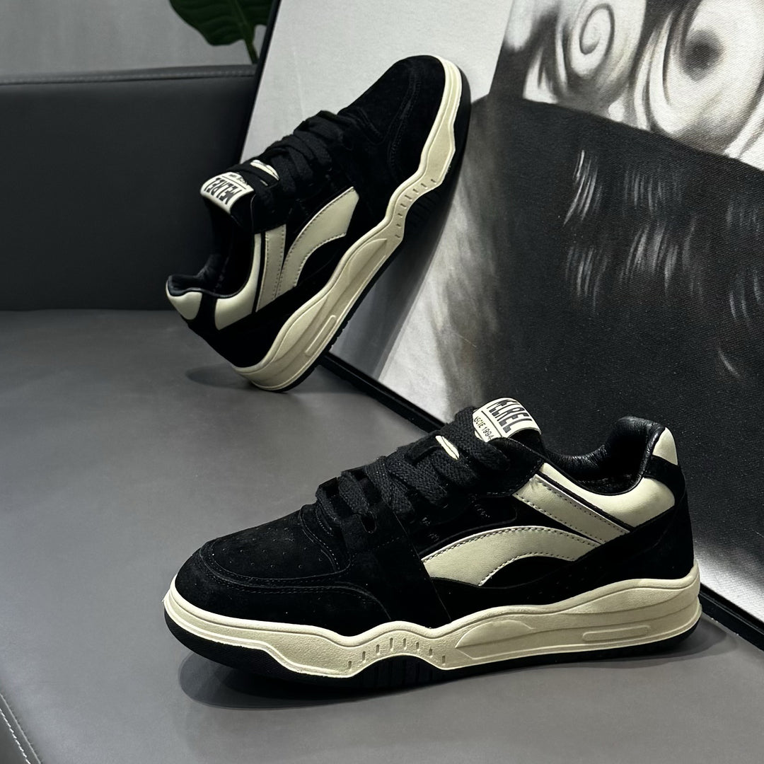 Damen Sportliche Sneaker mit hochwertigem Wildleder und dämpfender Sohle EB