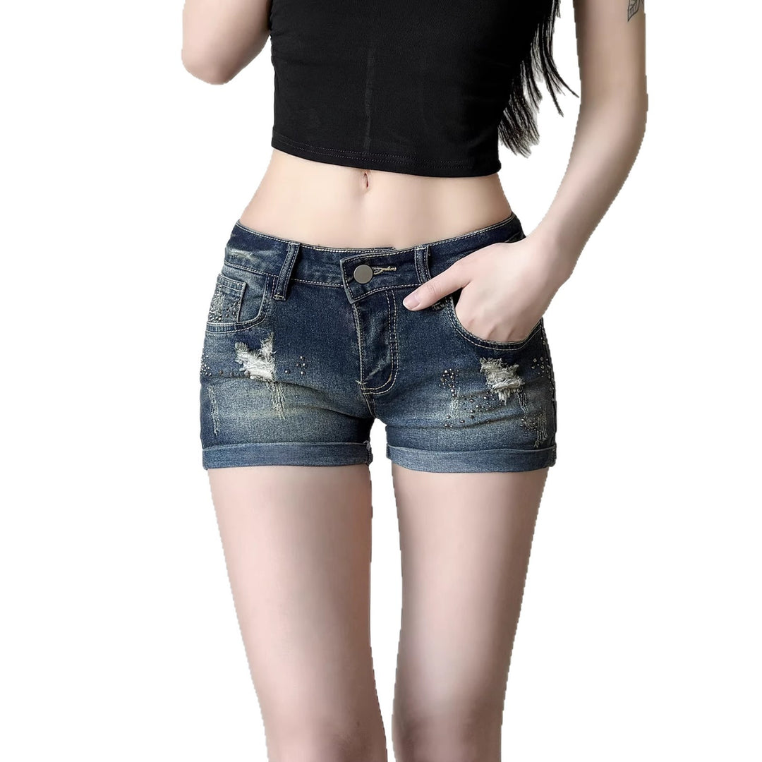 Damen Jeans-Shorts mit funkelnden Akzenten und modischem Design EB