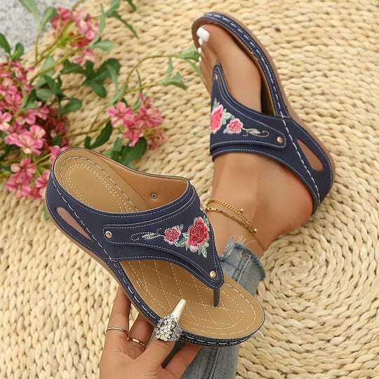 Damen Elegante und bequeme Hausschuhe mit Blumenstickerei EB