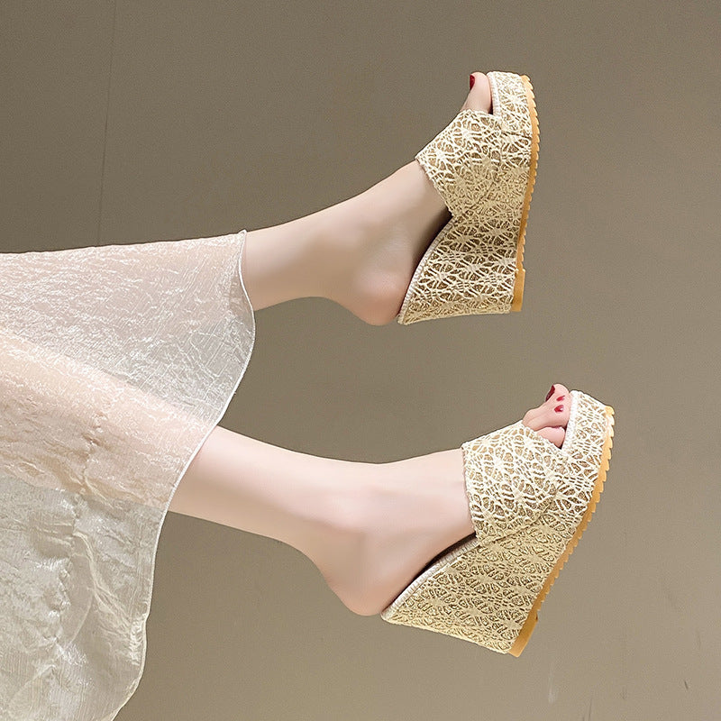 Damen Wedge-Pantoletten mit elegantem Glitzermuster und rutschfester Sohle EB