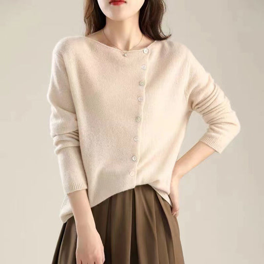 EB | Klassischer Langarmpullover mit Knöpfen