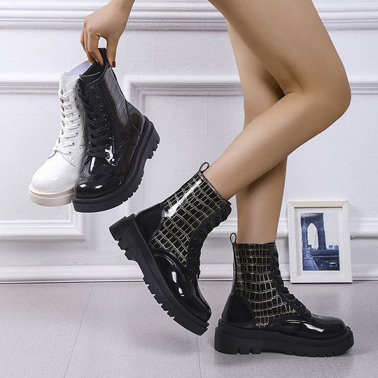 Damen Trendige Statement-Stiefel im modernen Design EB