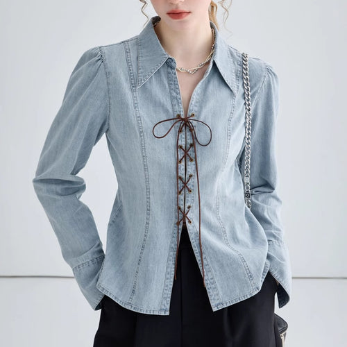 Damen Jeansbluse mit verspielten Schnürdetails und elegantem Schnitt EB