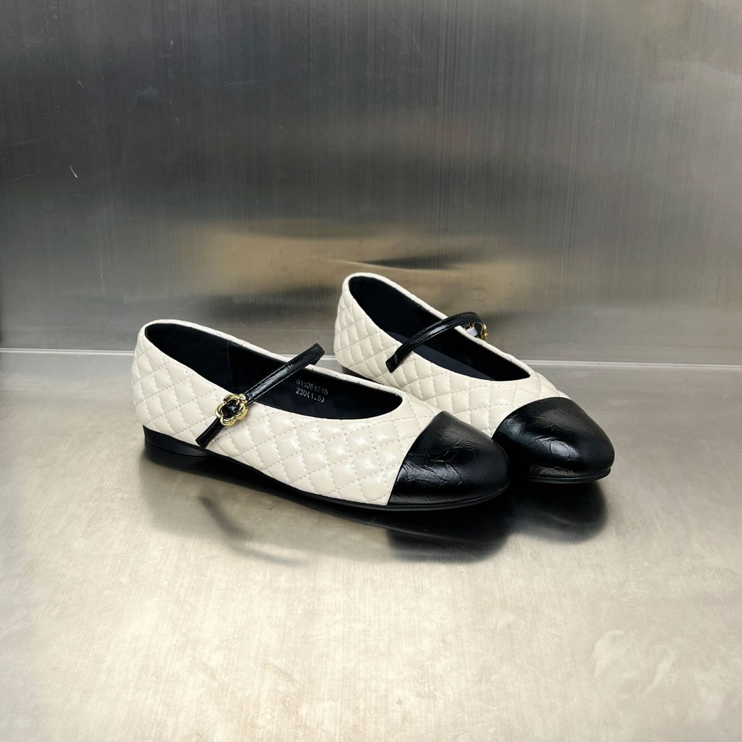 Damen Ballerinas mit eleganter Steppung und dekorativem Riemen EB