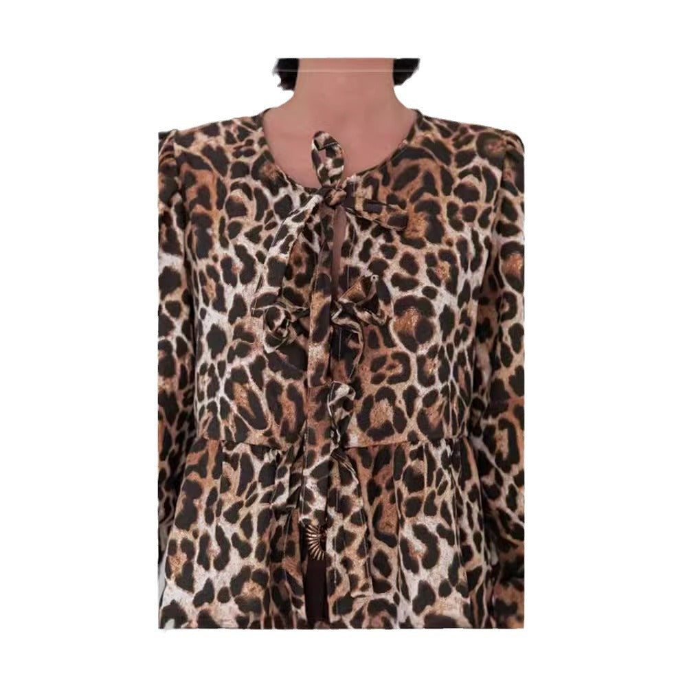 Damen Bluse mit Leopardenmuster und eleganten Rüschendetails EB