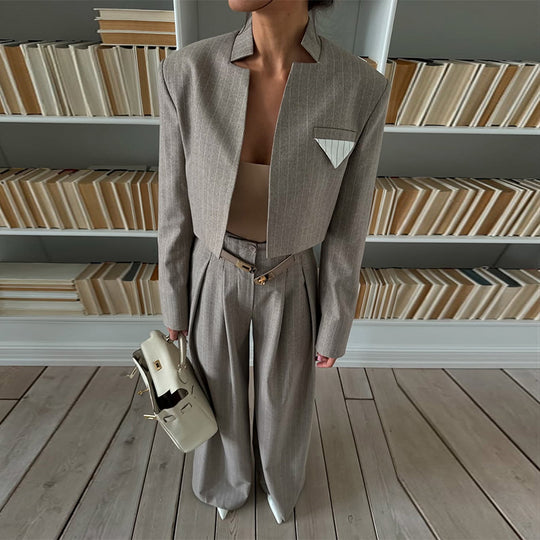 Damen modisches cropped Blazer-Ensemble mit weitem Hosen EB