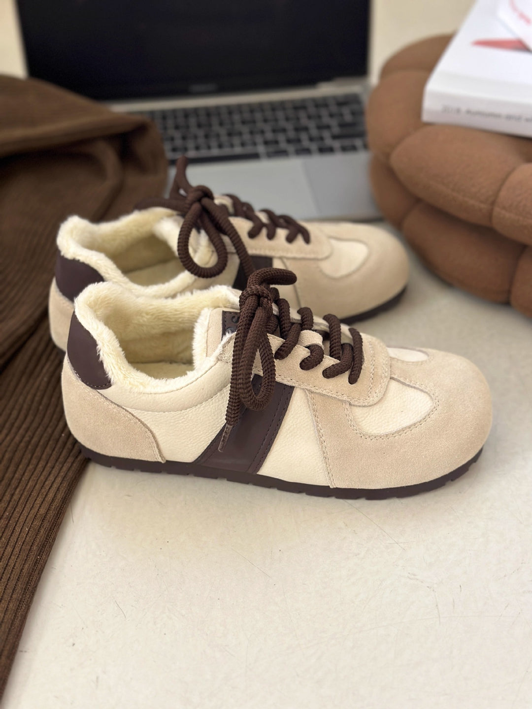 Damen Sportsneakers mit weichem Innenfutter und rutschfester Sohle EB
