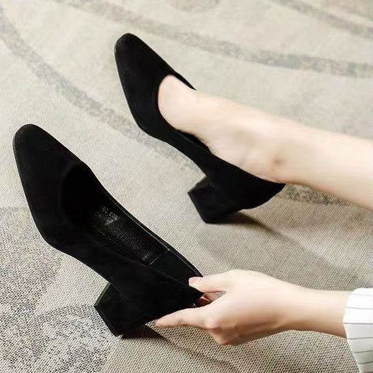 Damen Elegante Pumps mit verziertem Blockabsatz EB