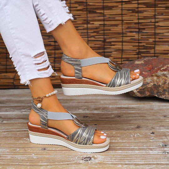 Damen Wedge-Sandalen mit elastischen Riemen und modischem Ringdetail EB