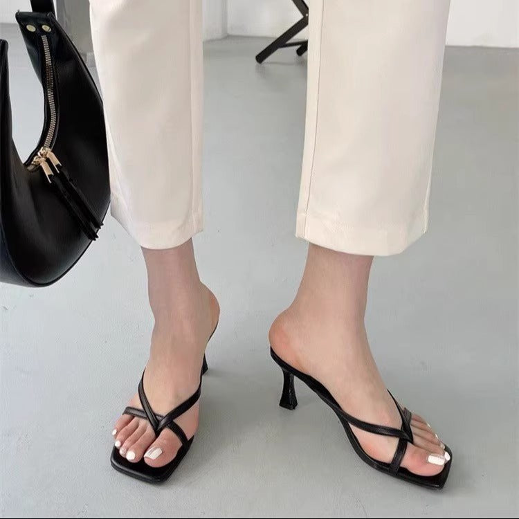 Damen Schnürsandalen mit modernem Riemendesign EB