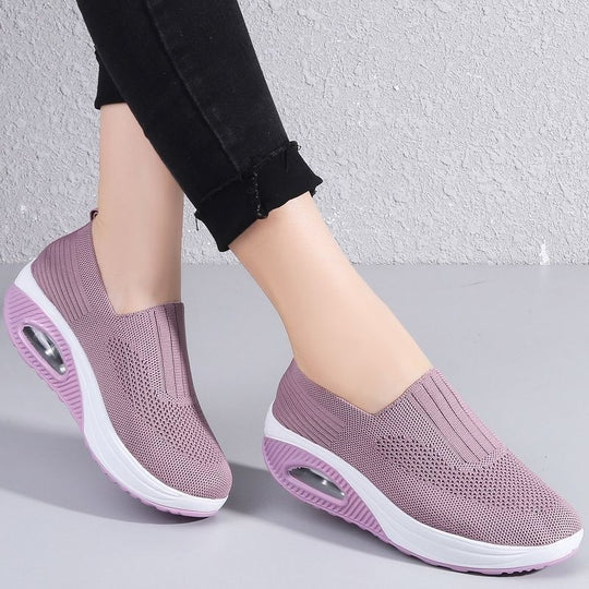 Damen leichtgewichtige Slip-On Sneakers mit atmungsaktiver Mesh-Oberfläche EB