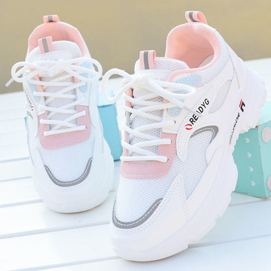 Damen Sportliche Lifestyle Sneakers mit trendigen Designelementen EB