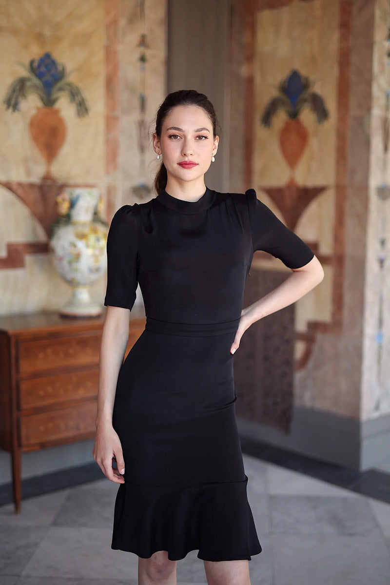 Damen Elegantes Wickelkleid mit tailliertem Schnitt und schwingendem Saum EB