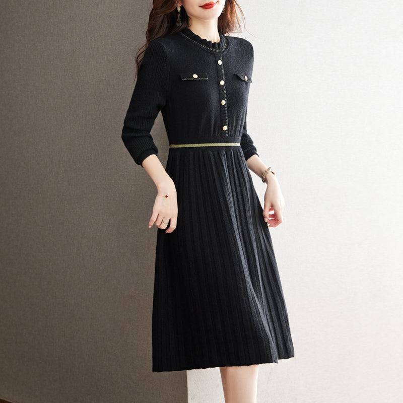 Damen Strickkleid mit eleganter Rückenansicht und hochgeschlossenem Kragen EB