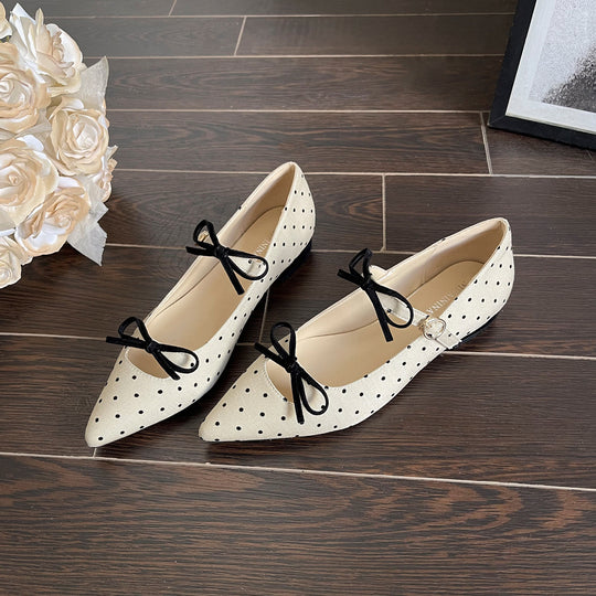 Damen Ballerinas mit elegantem Riemen und modischem Punkten-Design EB