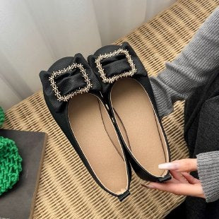 Damen Ballerinas mit dekorativer Schmuckschließe EB