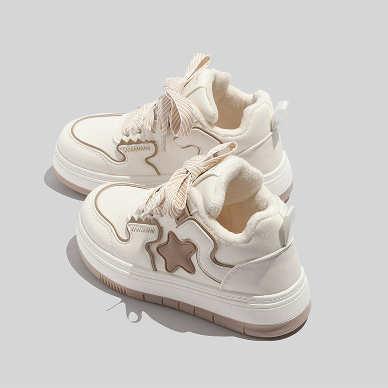 Damen Sportliche Winter Sneakers mit warmem Futter und verspieltem Sternenmotiv EB