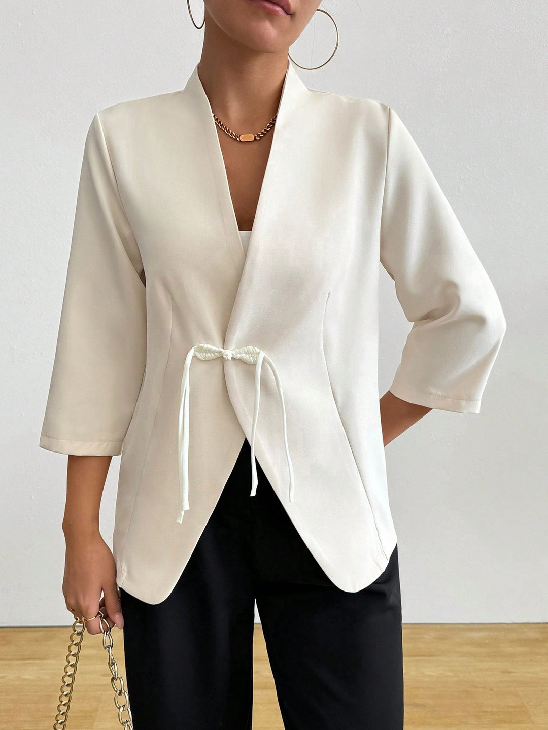 Damen Wickeljacke mit Taillenzug und lässigem Schnitt EB
