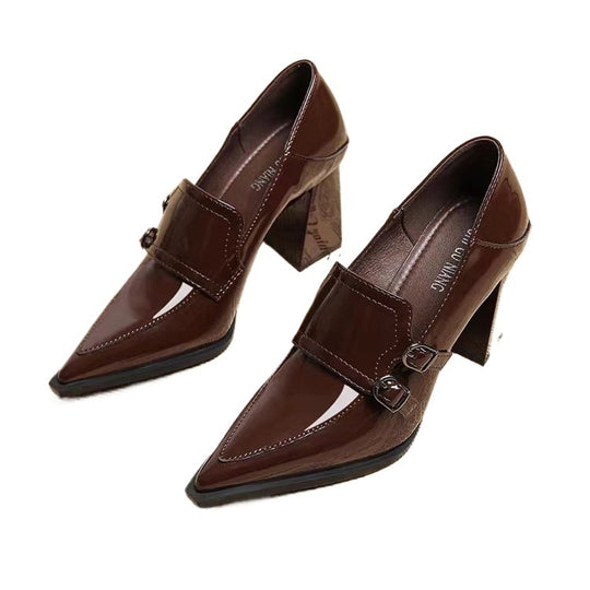 Damen Elegante und modische High-Heel Pumps mit dekorativem Schlag EB