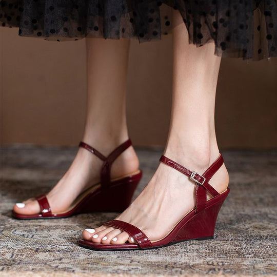 Damen Wedge-Sandalen mit verstellbarem Riemen und komfortablem Fußbett EB