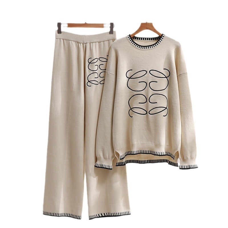 Damen gemütliches Sweatset mit grafischem Design und eleganten Kontrastdetails EB