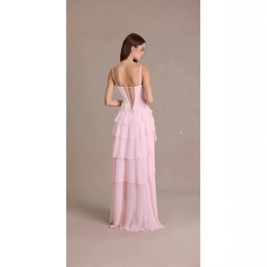 Damen verspieltes Cocktailkleid mit asymmetrischem Saum und Rüschendetails EB